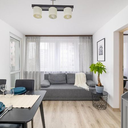 Apartment With Balcony Near Bulwary Wislane Wwa67 Warsawa Bagian luar foto