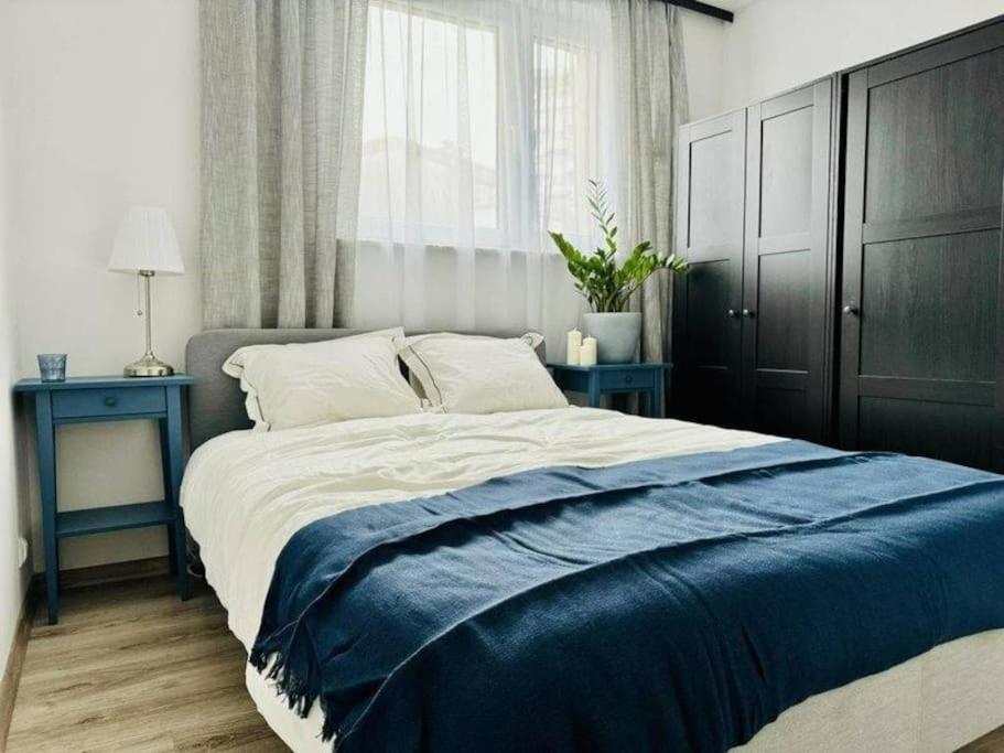 Apartment With Balcony Near Bulwary Wislane Wwa67 Warsawa Bagian luar foto